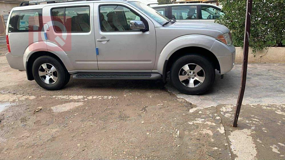 نیسان پاسفایندەر